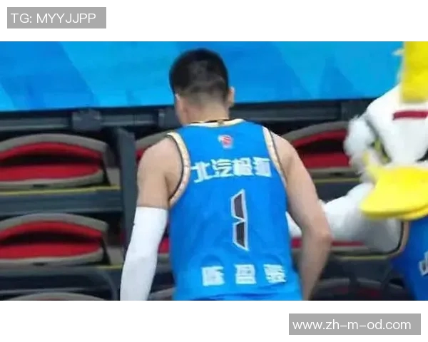 陈盈骏全场表现出色下半场独得10分助力球队逆转胜利